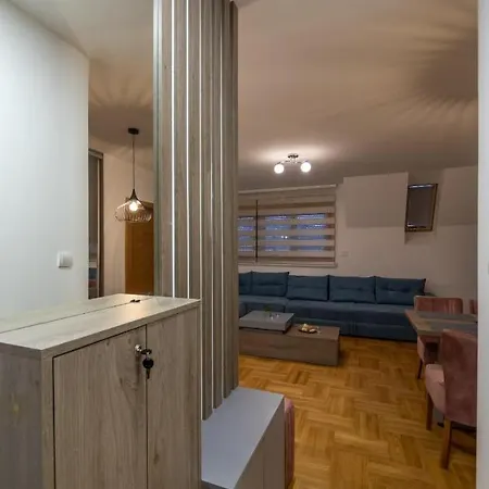 Vienna 3 Apartment *