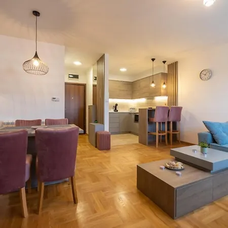 Vienna 3 Апартаменты Златибор